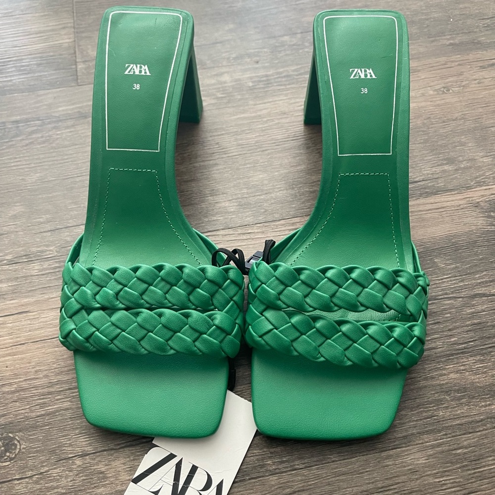 ZARA Green Heels Braided Double Strap Style NEW mid heel 7.5